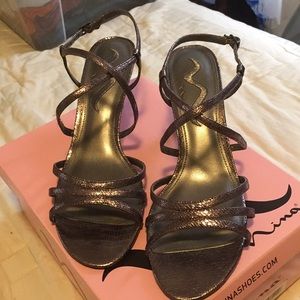 Nina Gaila gunmetal strappy heels